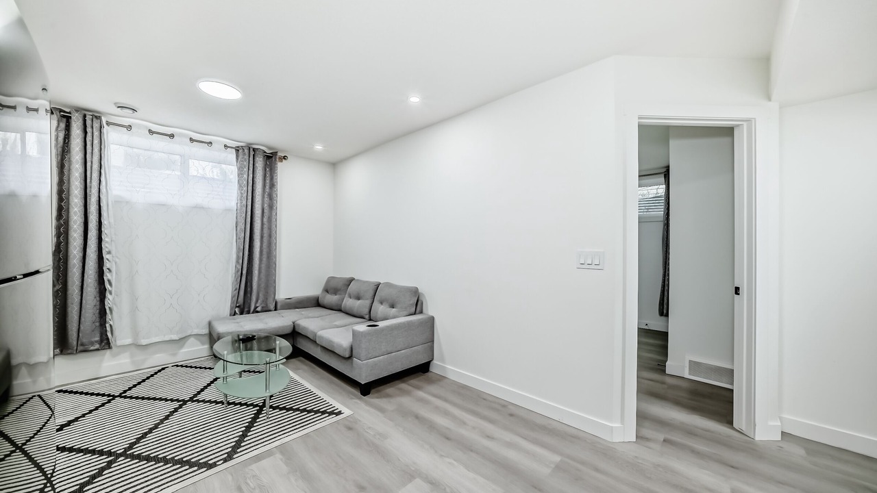 Photo of Livingroom in Southwest Calgary