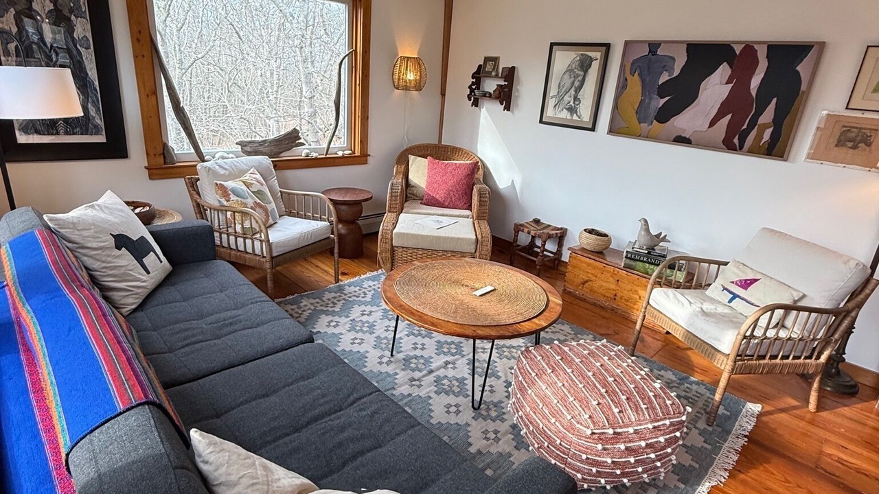 Photo of Livingroom in Aquinnah