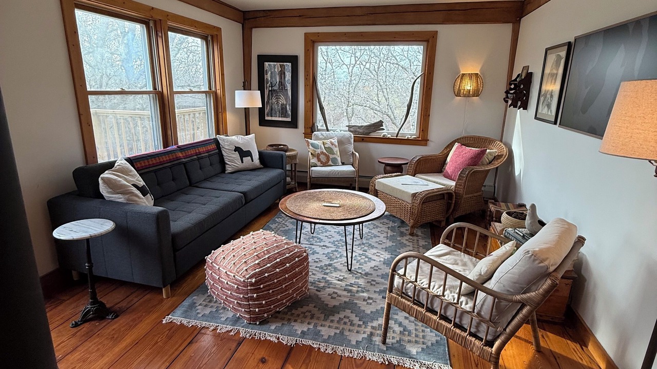 Photo of Livingroom in Aquinnah