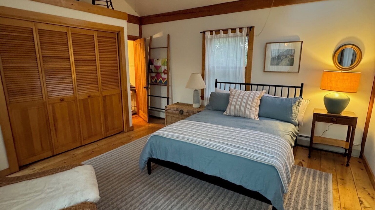 Photo of Bedroom in Aquinnah