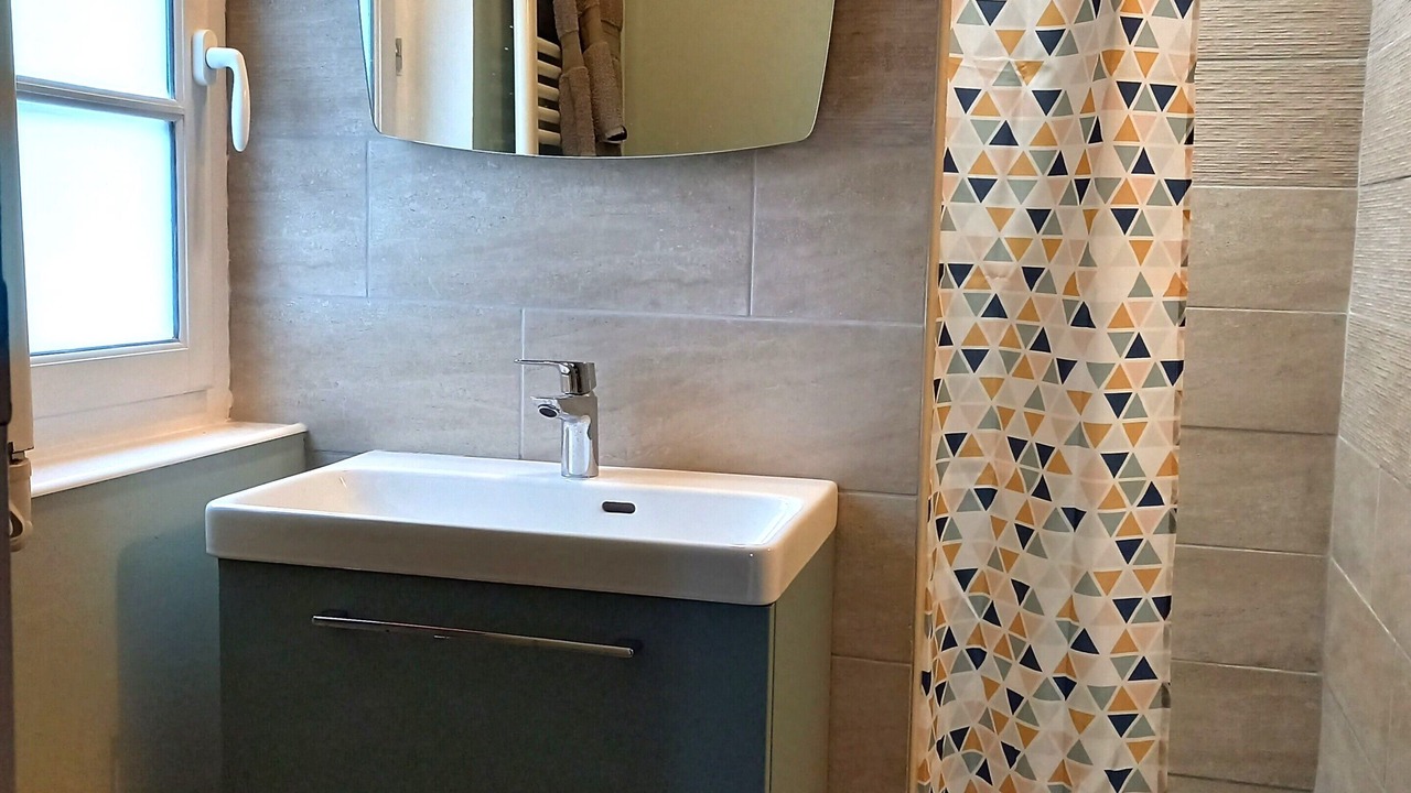 Photo of Bathroom in Loches