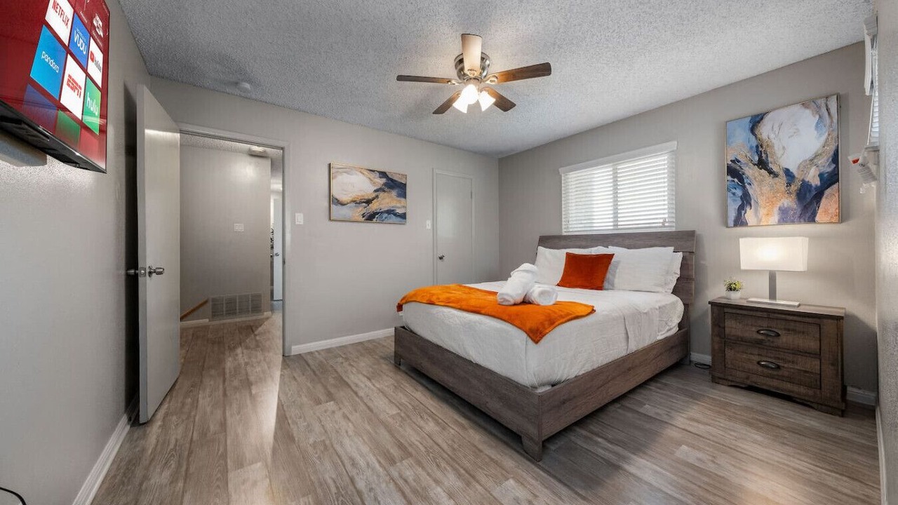 Photo of Bedroom in North San Antonio - SAT