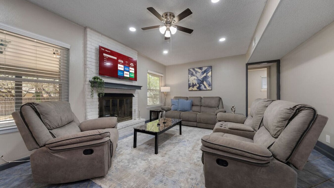Photo of Livingroom in North San Antonio - SAT