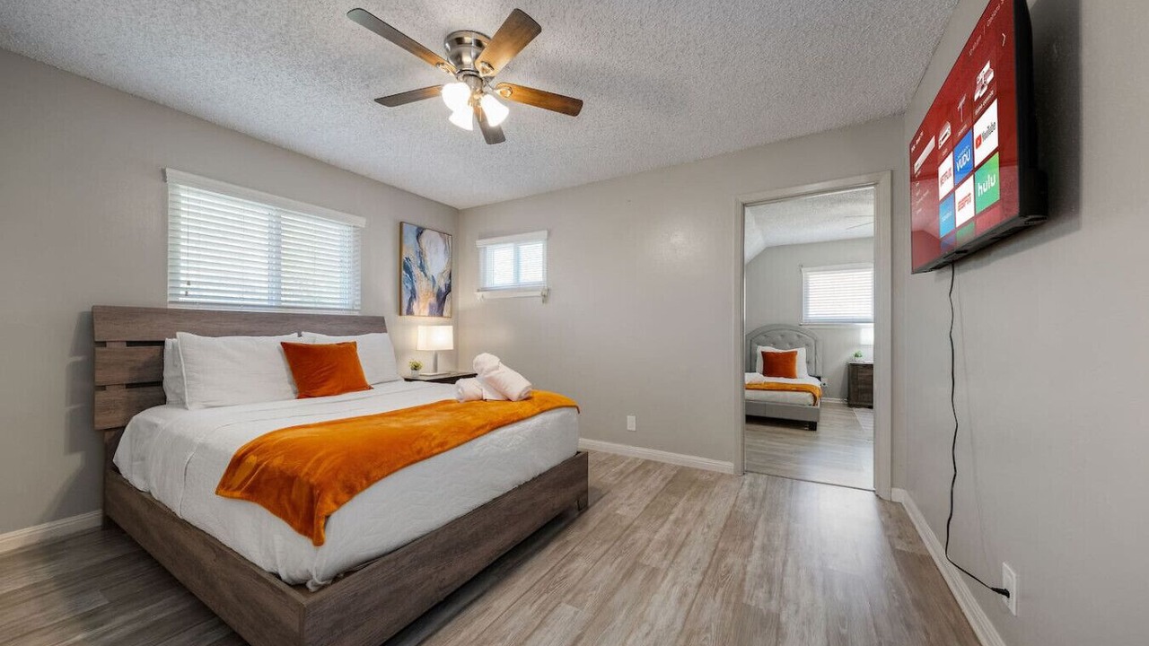 Photo of Bedroom in North San Antonio - SAT