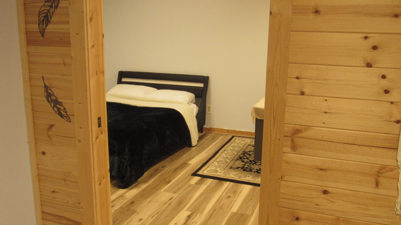 Photo of Bedroom in Lansing