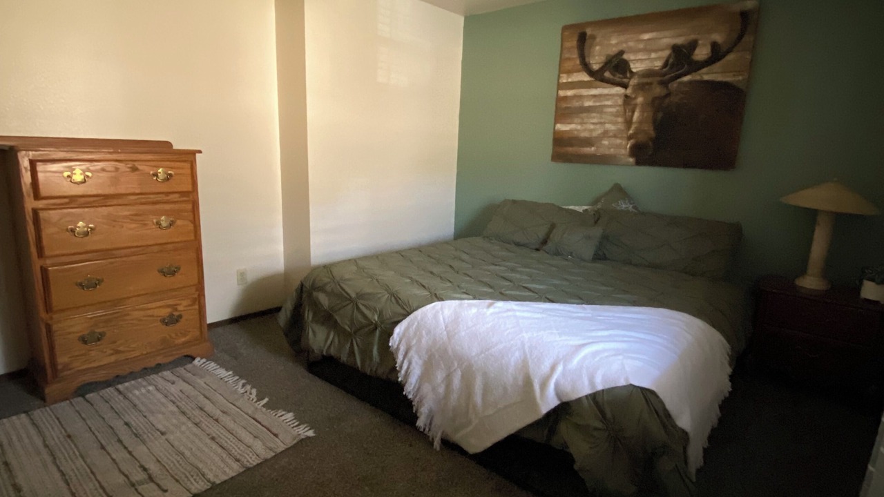 Photo of Bedroom in Maysville