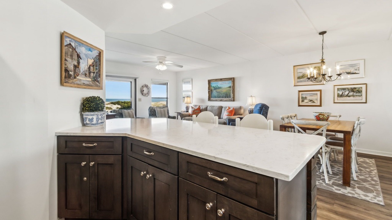 Photo of Others in Amelia City