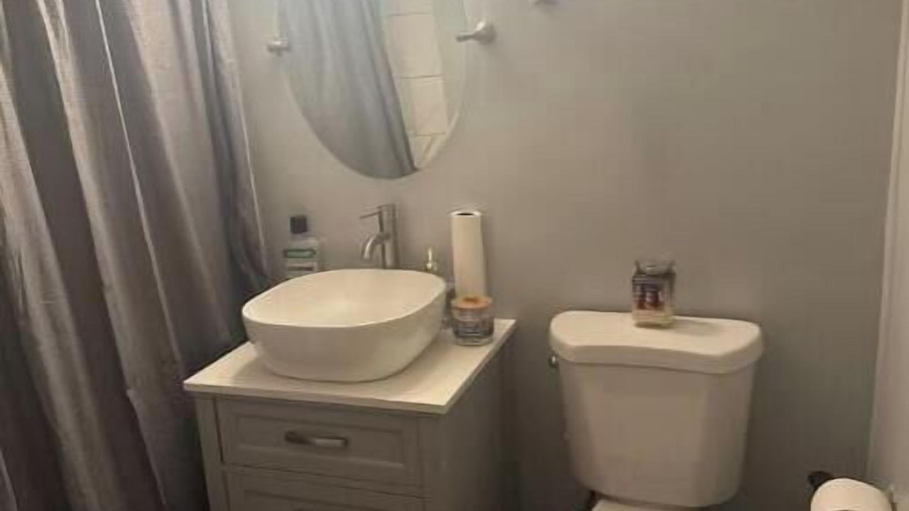 Photo of Bathroom in Thornton