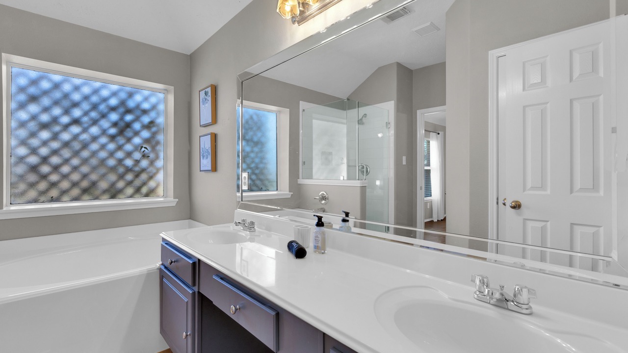 Photo of Bathroom in Spring
