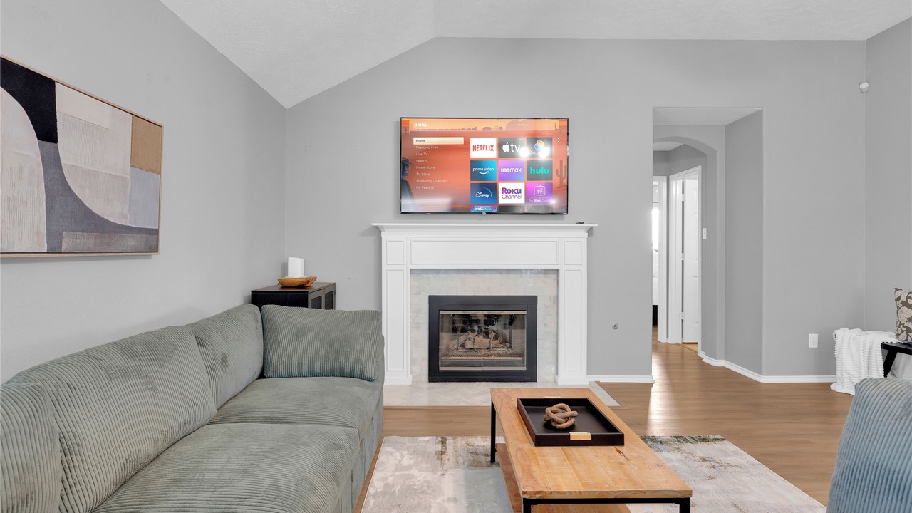Photo of Livingroom in Spring