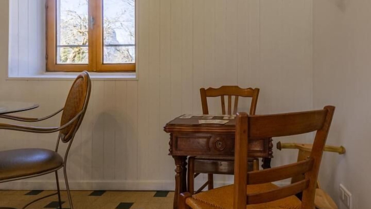 Photo of Others in Corbel