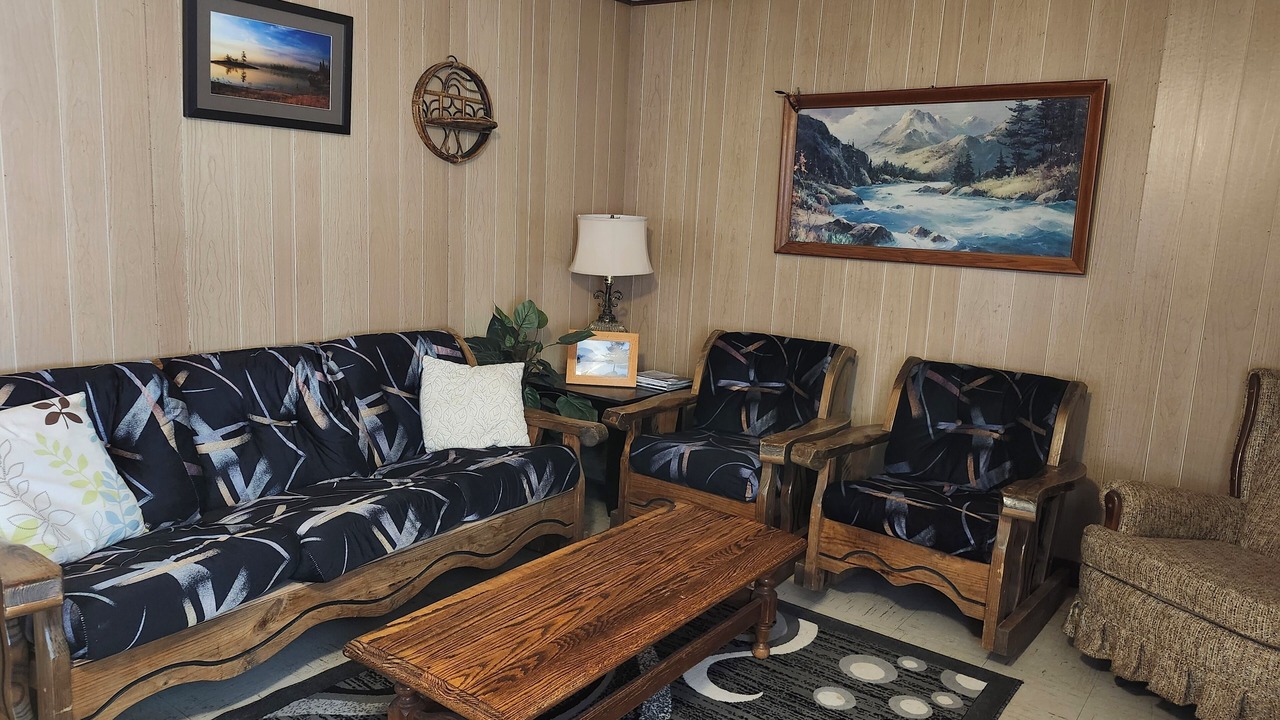 Photo of Livingroom in Sioux Narrows Nestor Falls