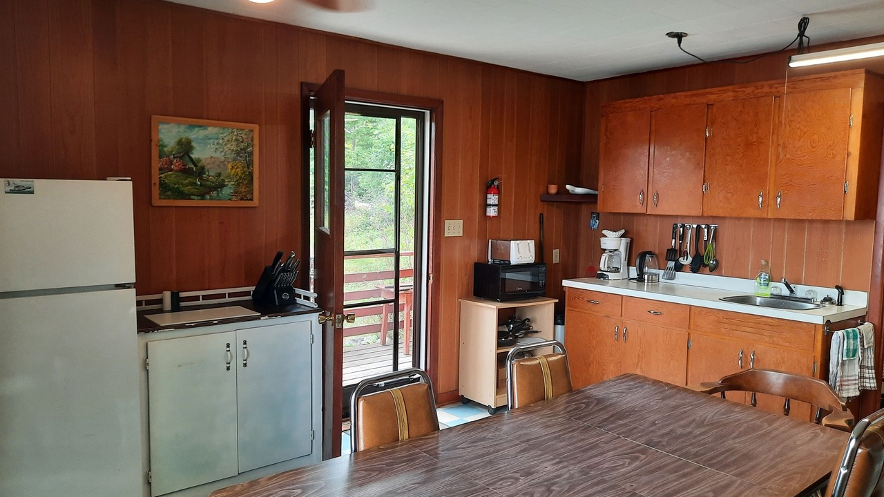 Photo of Kitchen in Sioux Narrows Nestor Falls