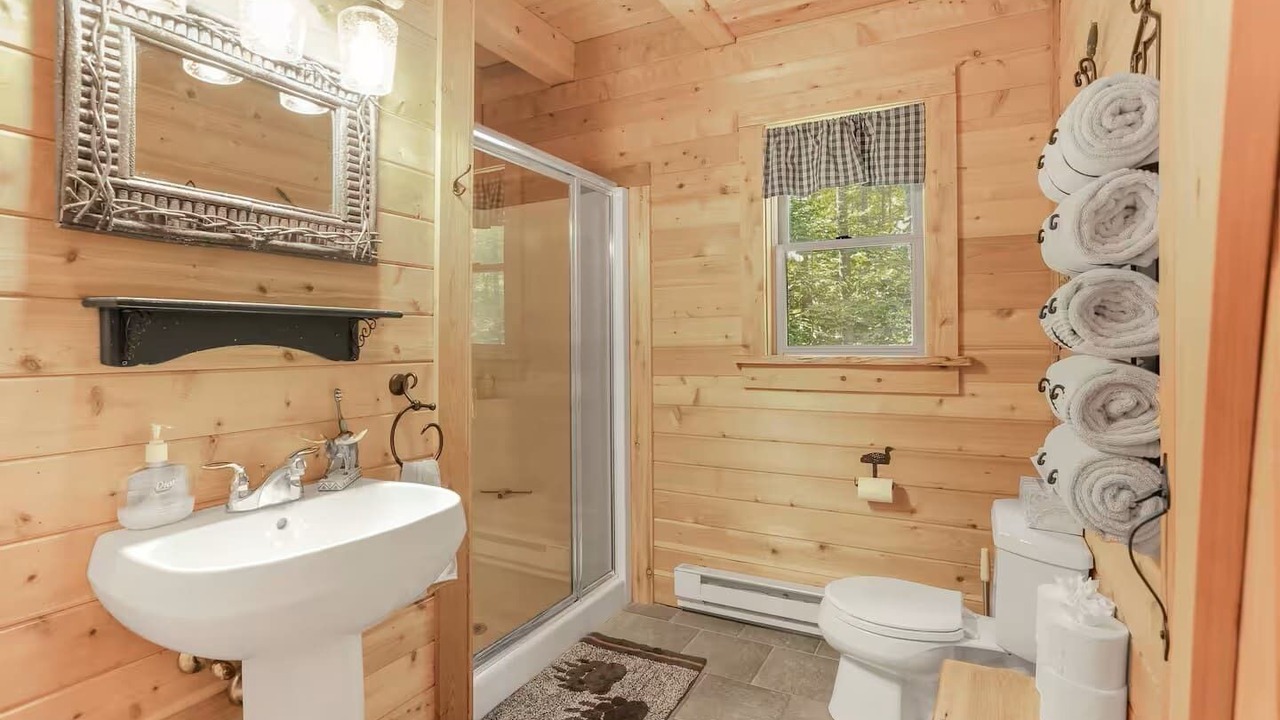 Photo of Bathroom in Jay