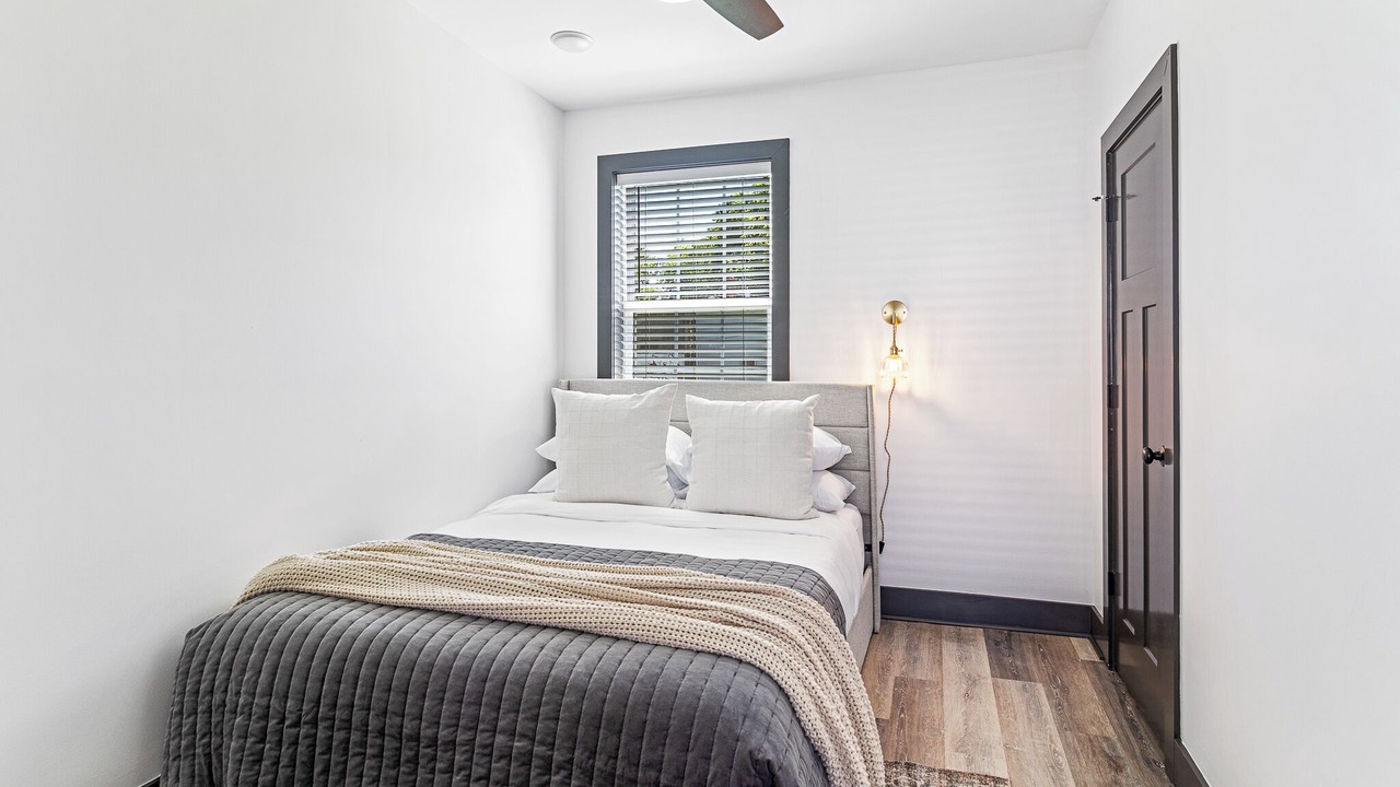Photo of Bedroom in Smoketown Jackson