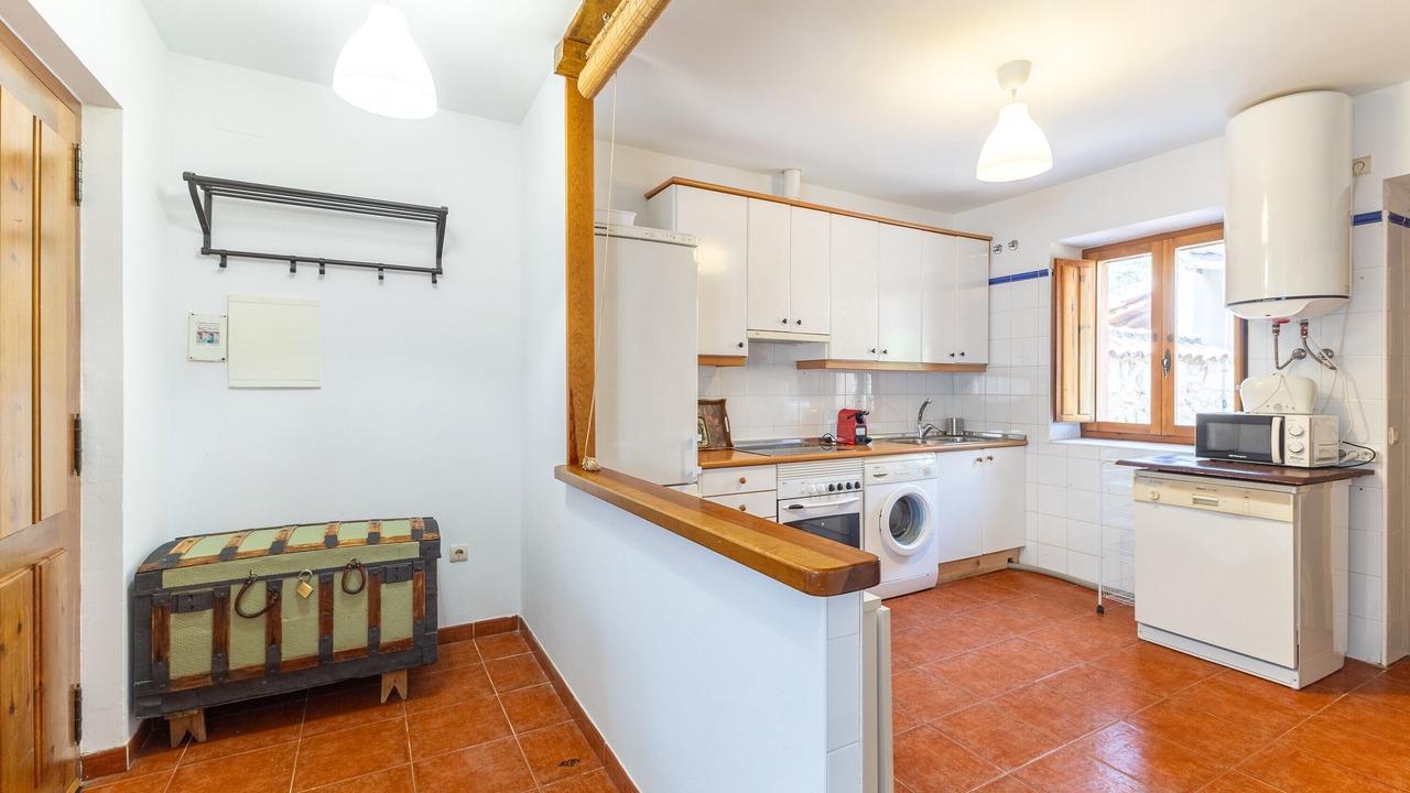 Photo of Kitchen in Orejana