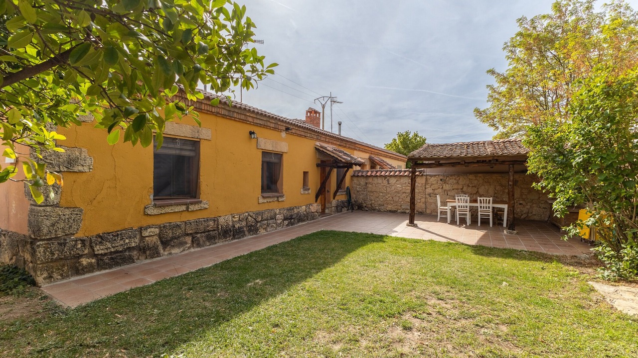 Photo of Outdoor in Orejana
