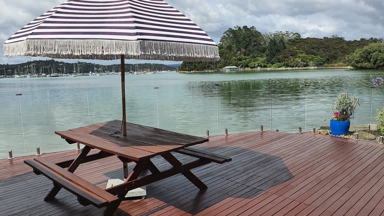 Photo of Outdoor in Russell