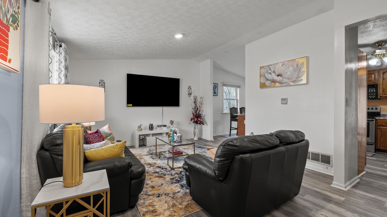 Photo of Livingroom in West Columbus