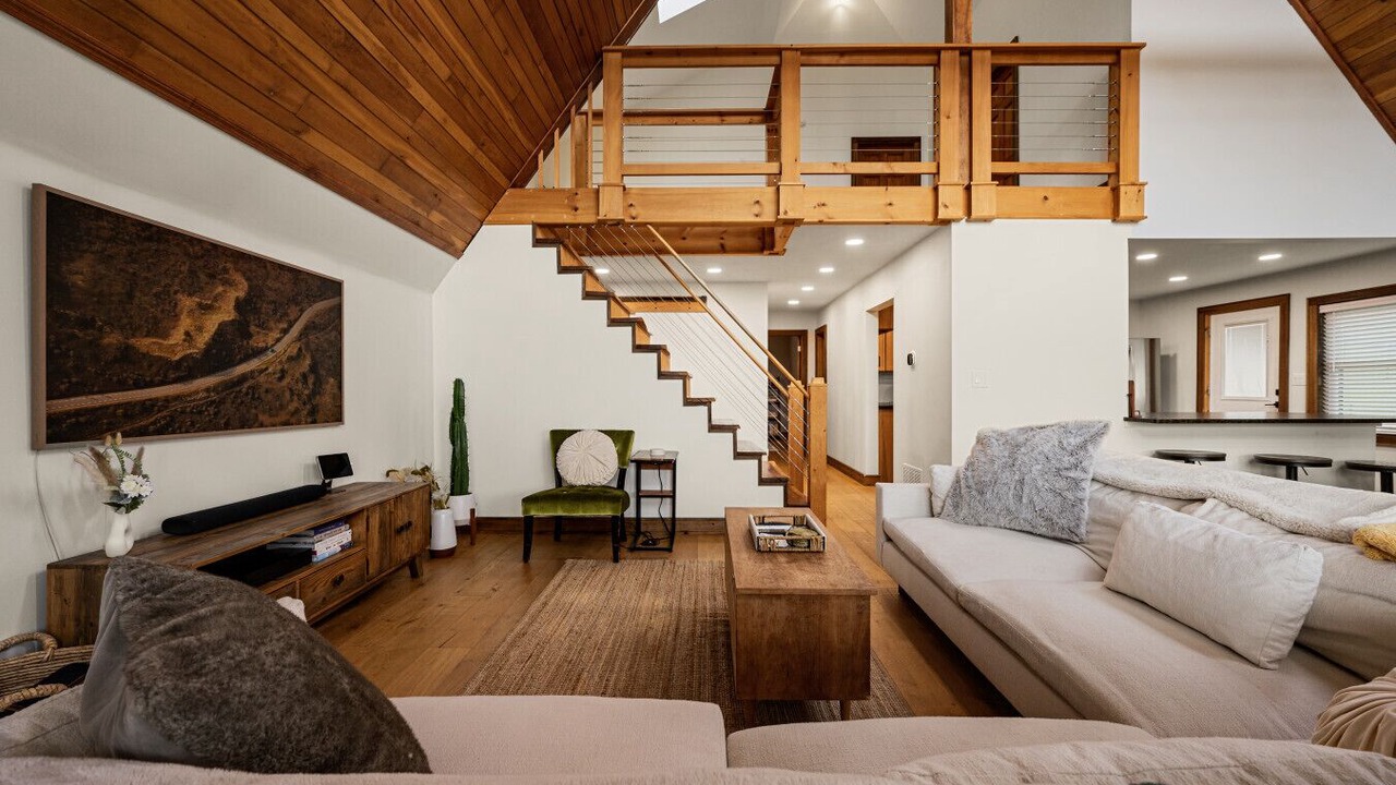 Photo of Bedroom in Skaneateles