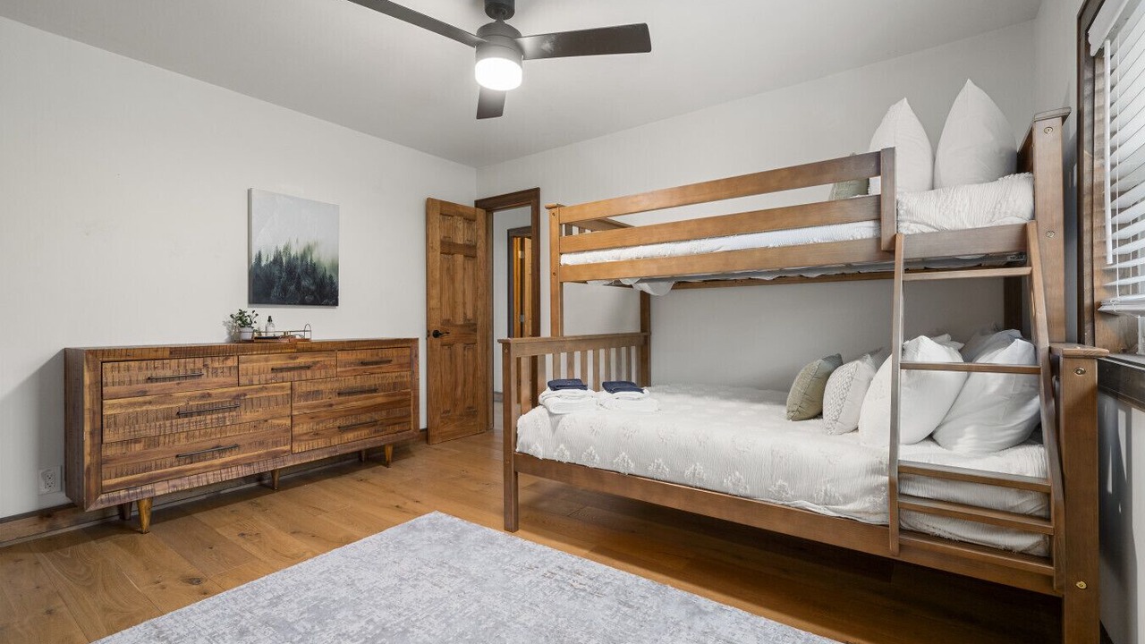 Photo of Others in Skaneateles