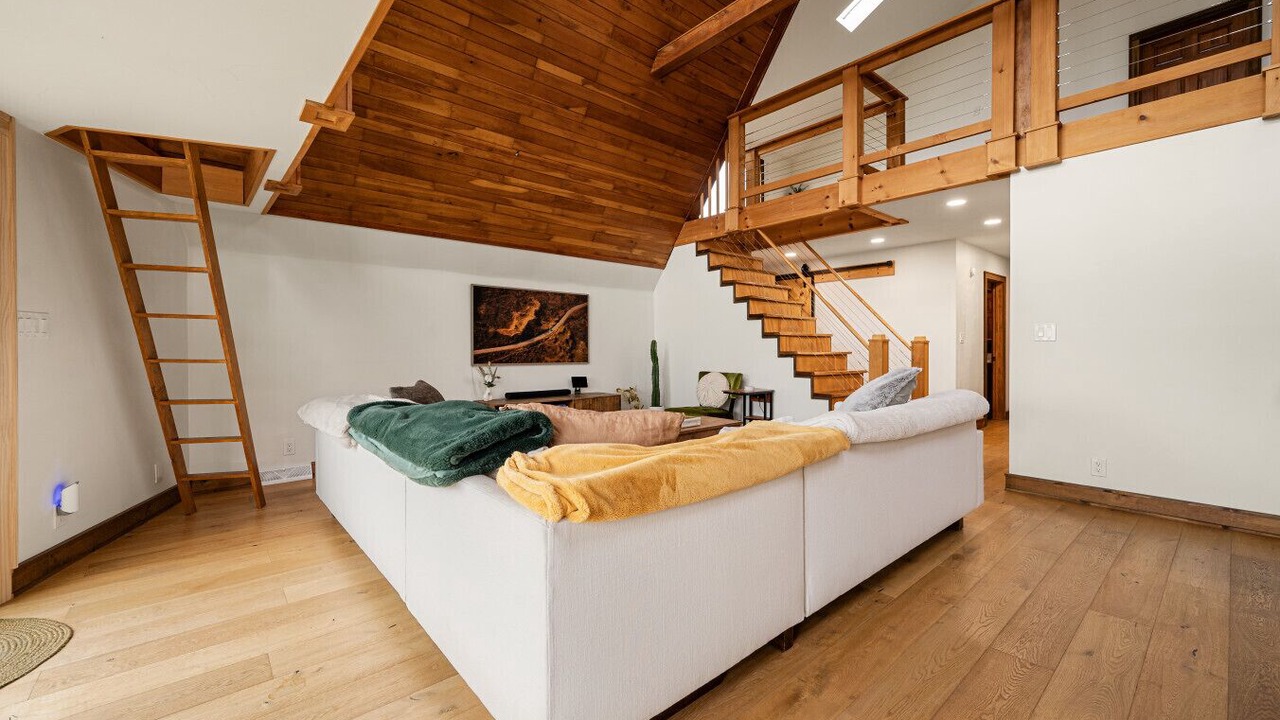 Photo of Bedroom in Skaneateles