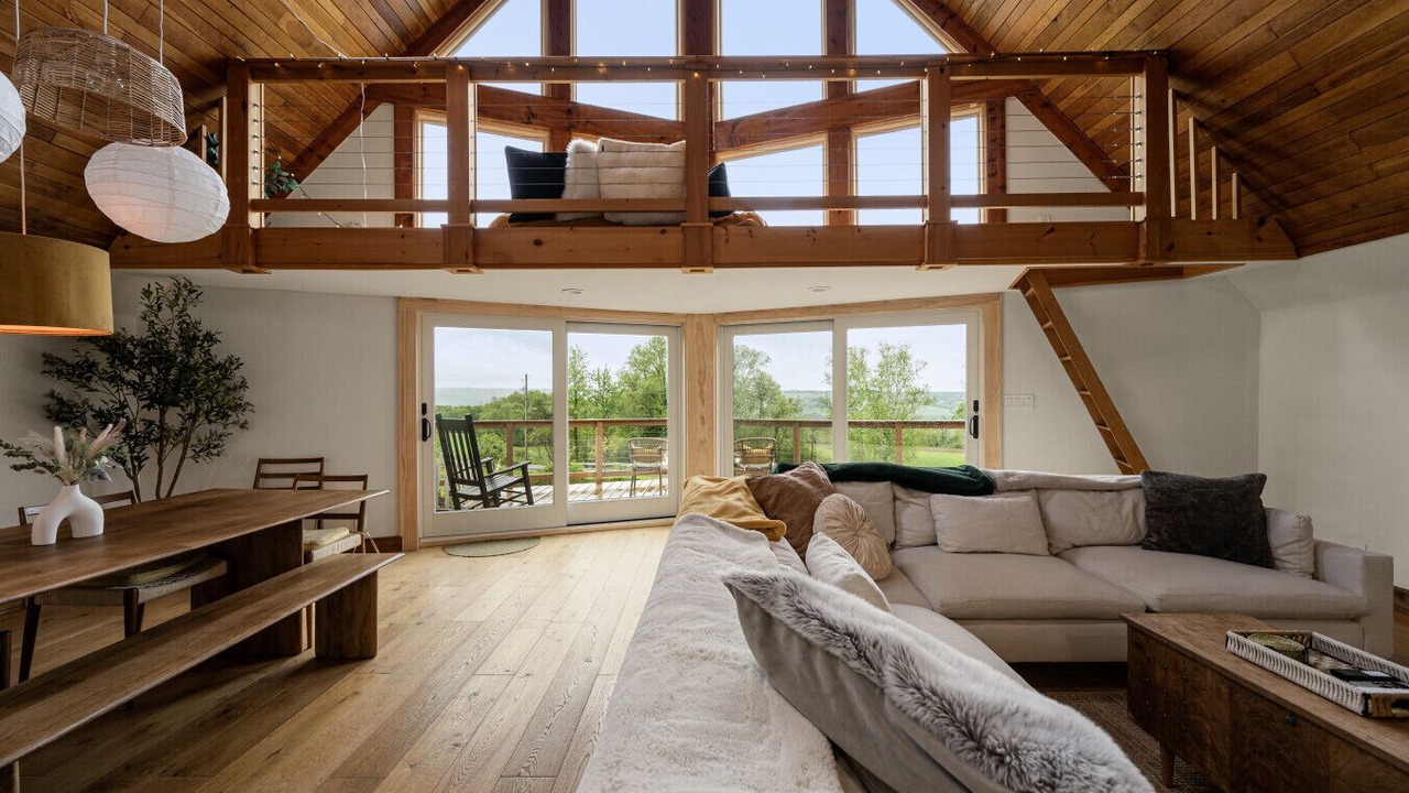 Photo of Bedroom in Skaneateles