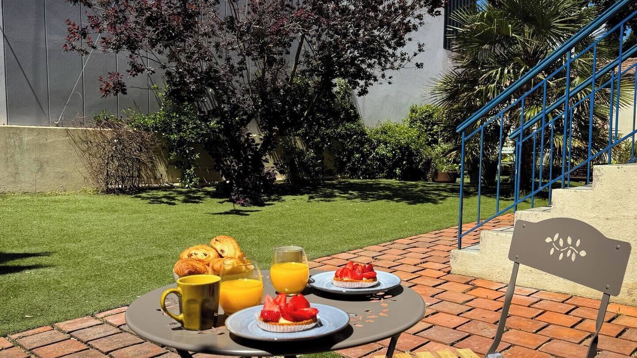 Photo of Others in La Rochelle