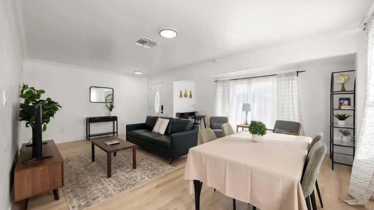 Photo of Livingroom in Southeastern Sacramento