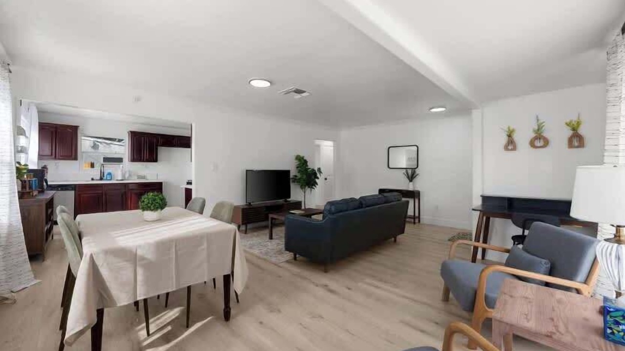 Photo of Livingroom in Southeastern Sacramento