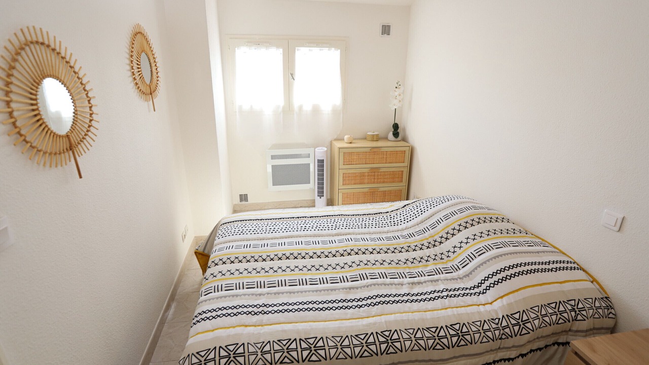 Photo of Bedroom in Saint-Cyprien Plage