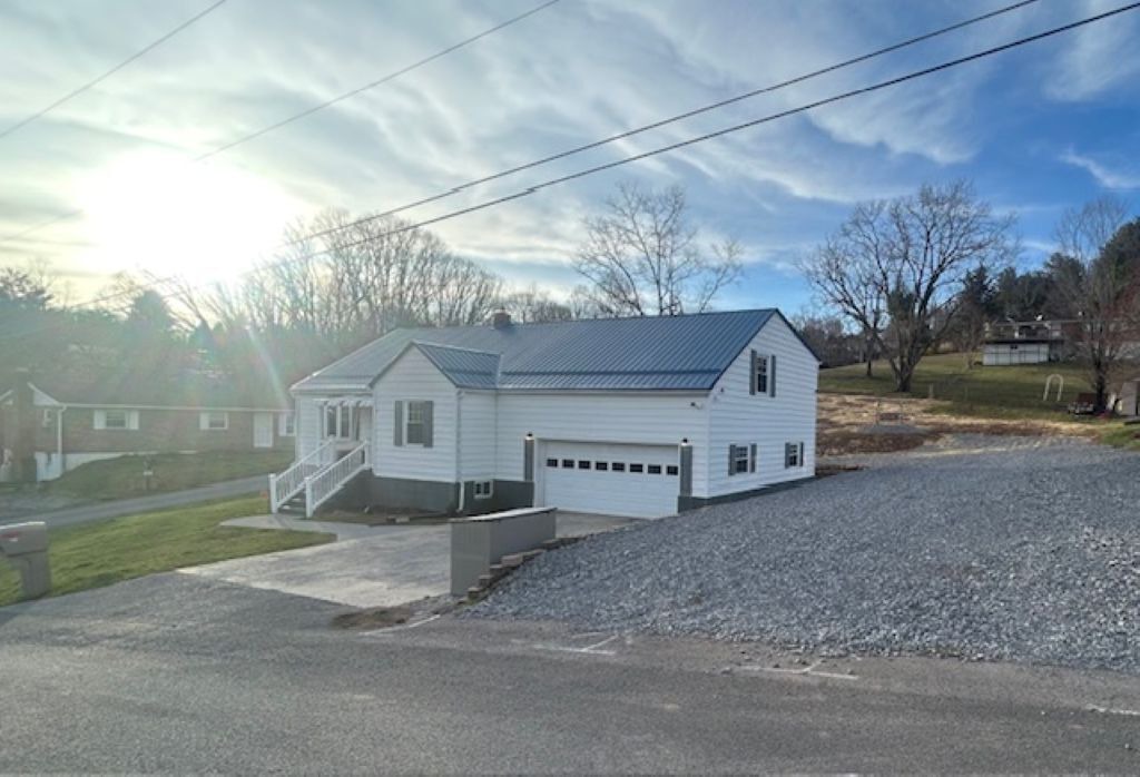 Photo of Outdoor in Bluewell