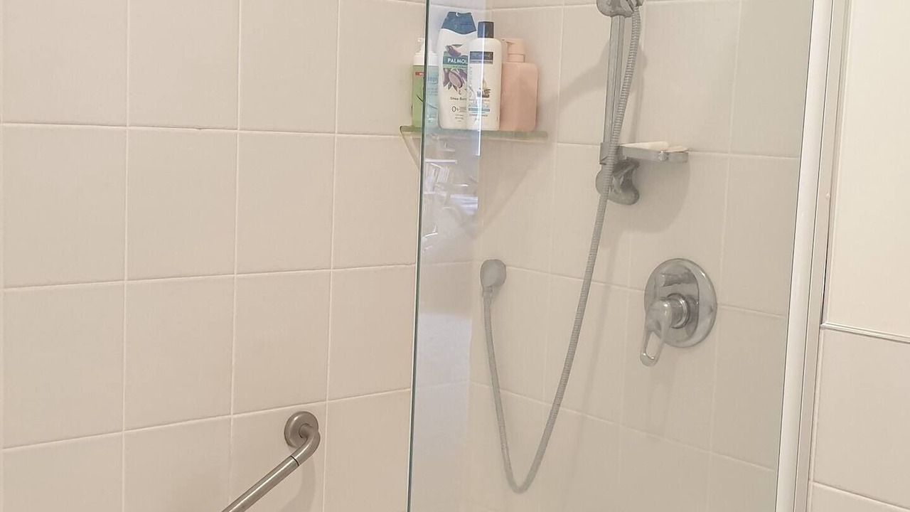 Photo of Bathroom in Gulf Harbour