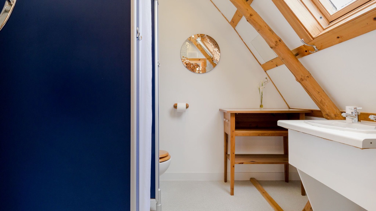 Photo of Bathroom in Maybole