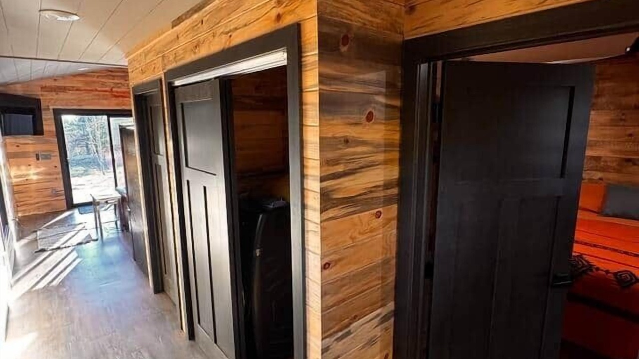 Photo of Bedroom in Cook