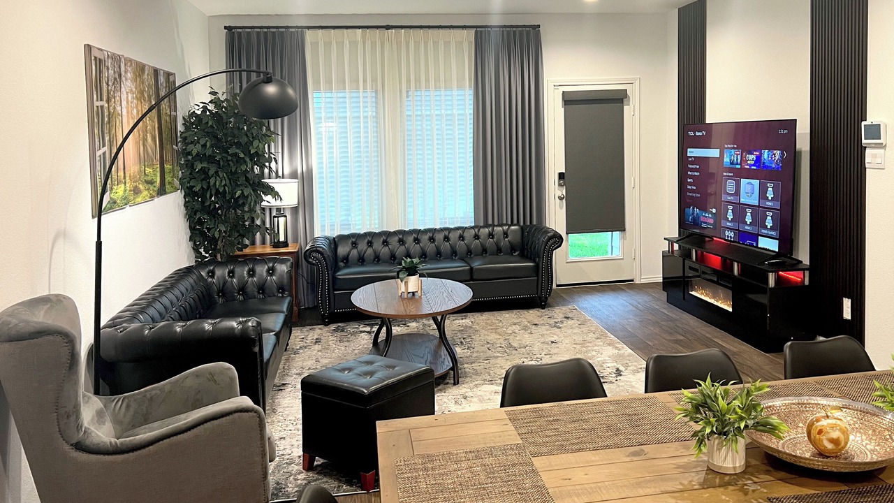 Photo of Livingroom in Montgomery County