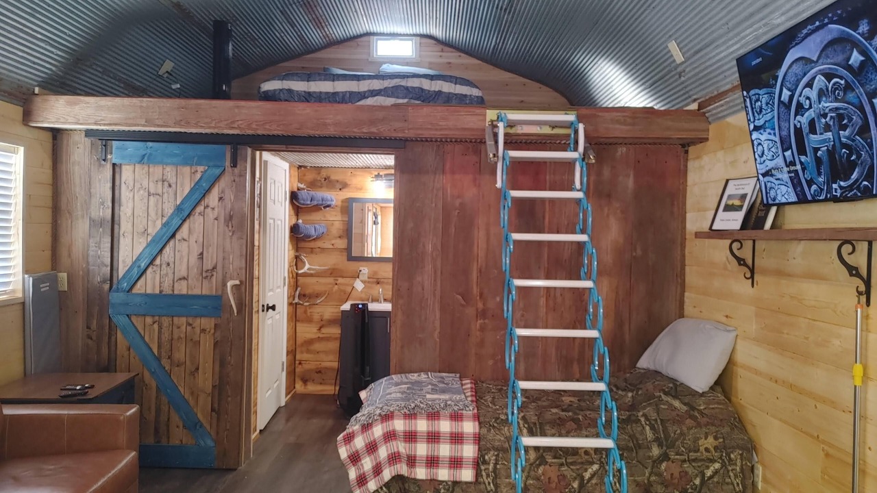 Photo of Bedroom in Woodson County