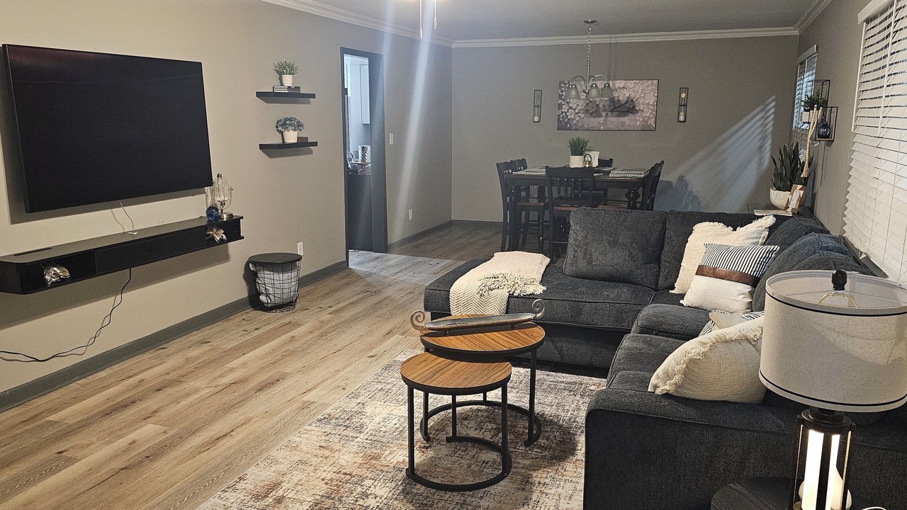 Photo of Livingroom in Madison