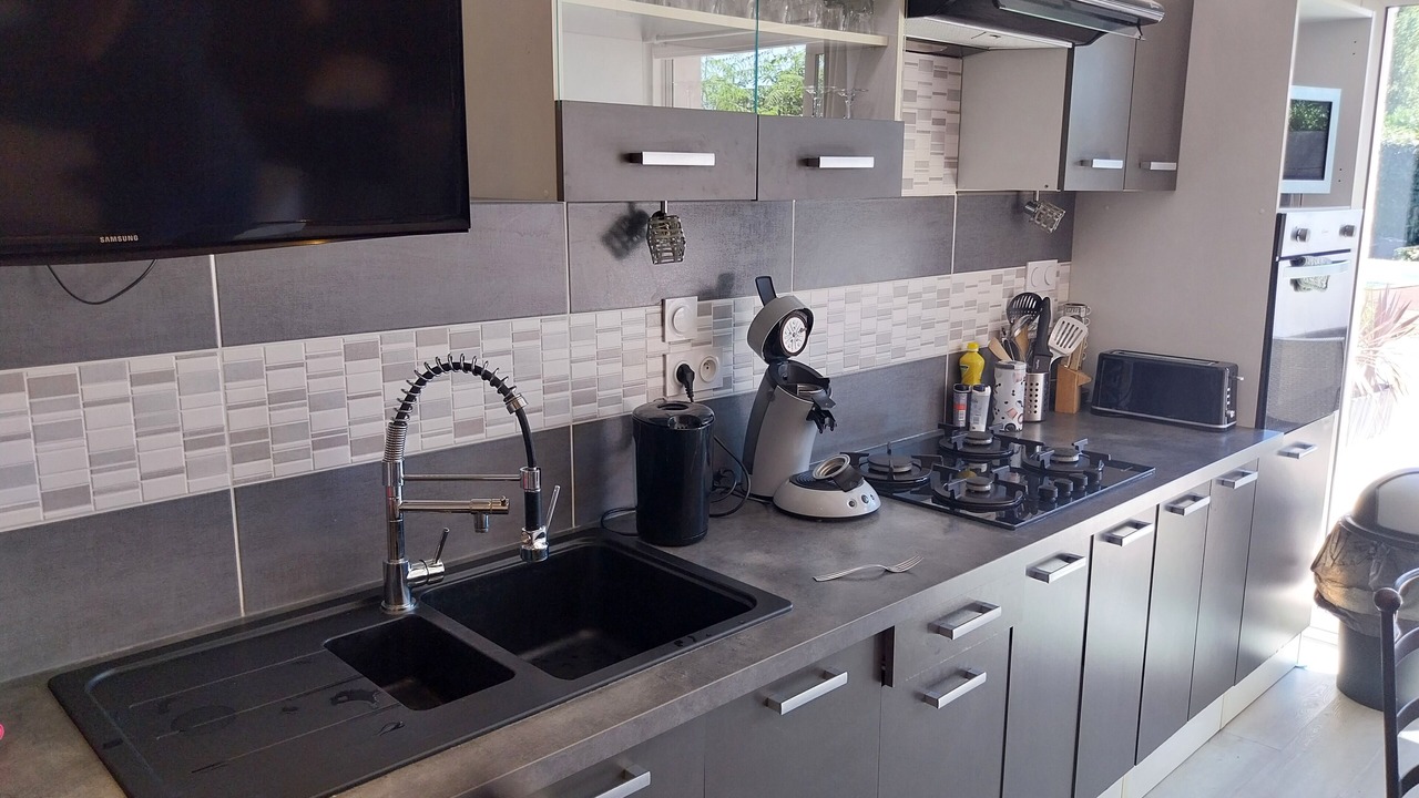 Photo of Kitchen in Seyresse