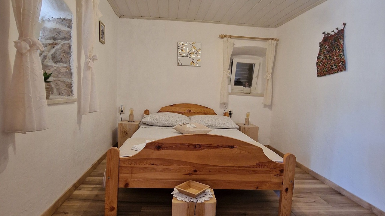 Photo of Bedroom in Unesic