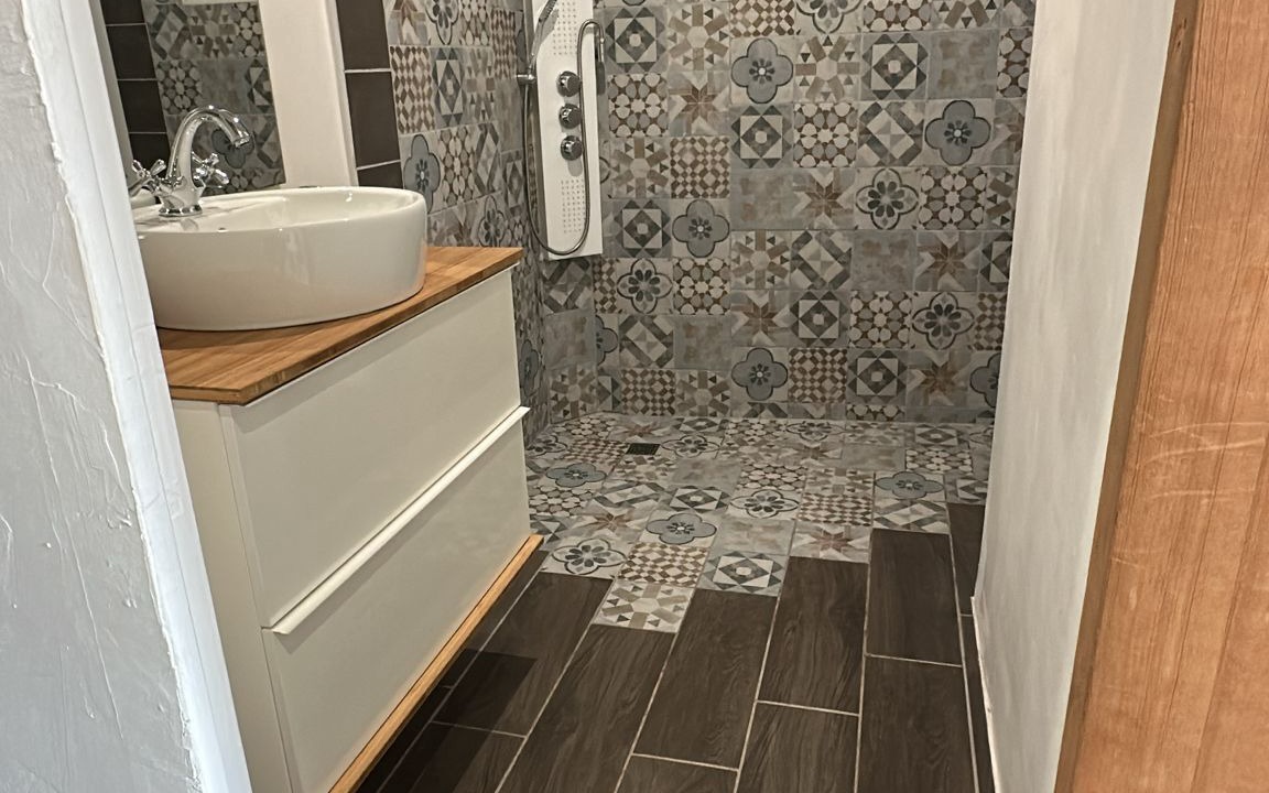 Photo of Bathroom in Maisdon-sur-Sevre