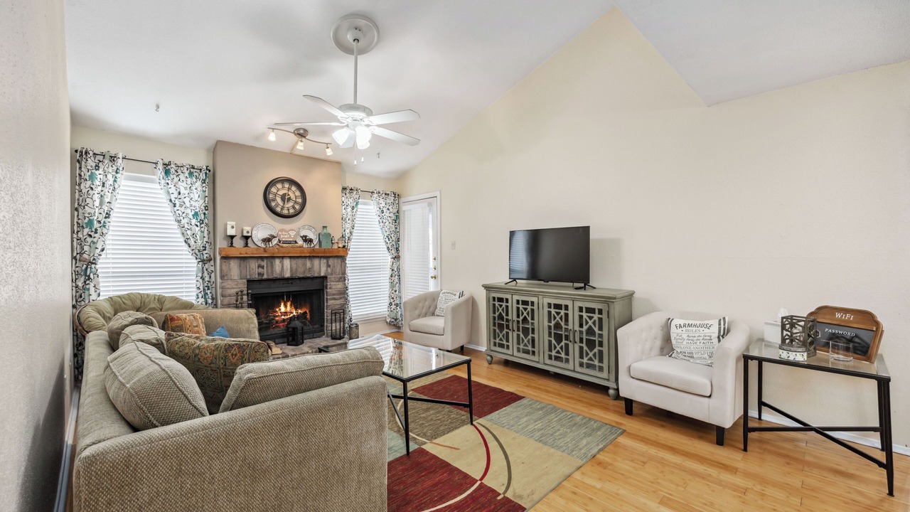 Photo of Livingroom in Texas Medical Center