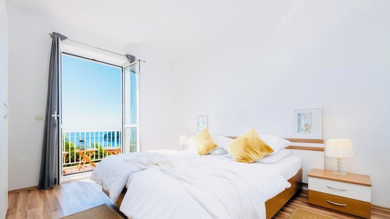 Photo of Bedroom in Ploce