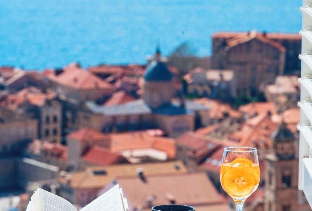 Photo of Others in Ploce