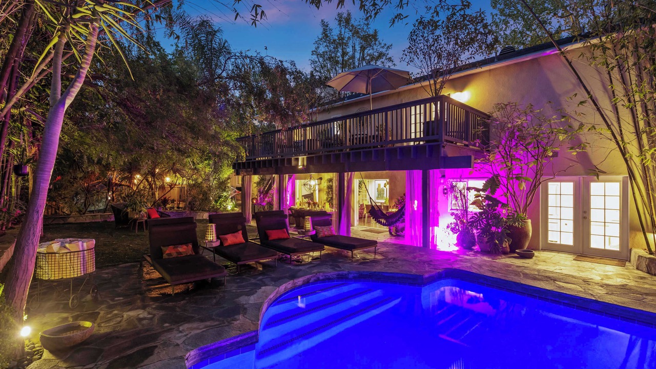 Photo of Outdoor in Encino