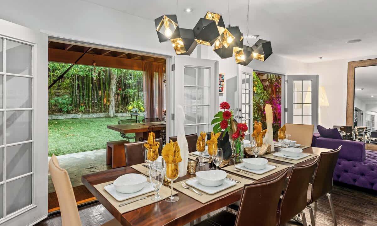 Photo of Outdoor in Encino