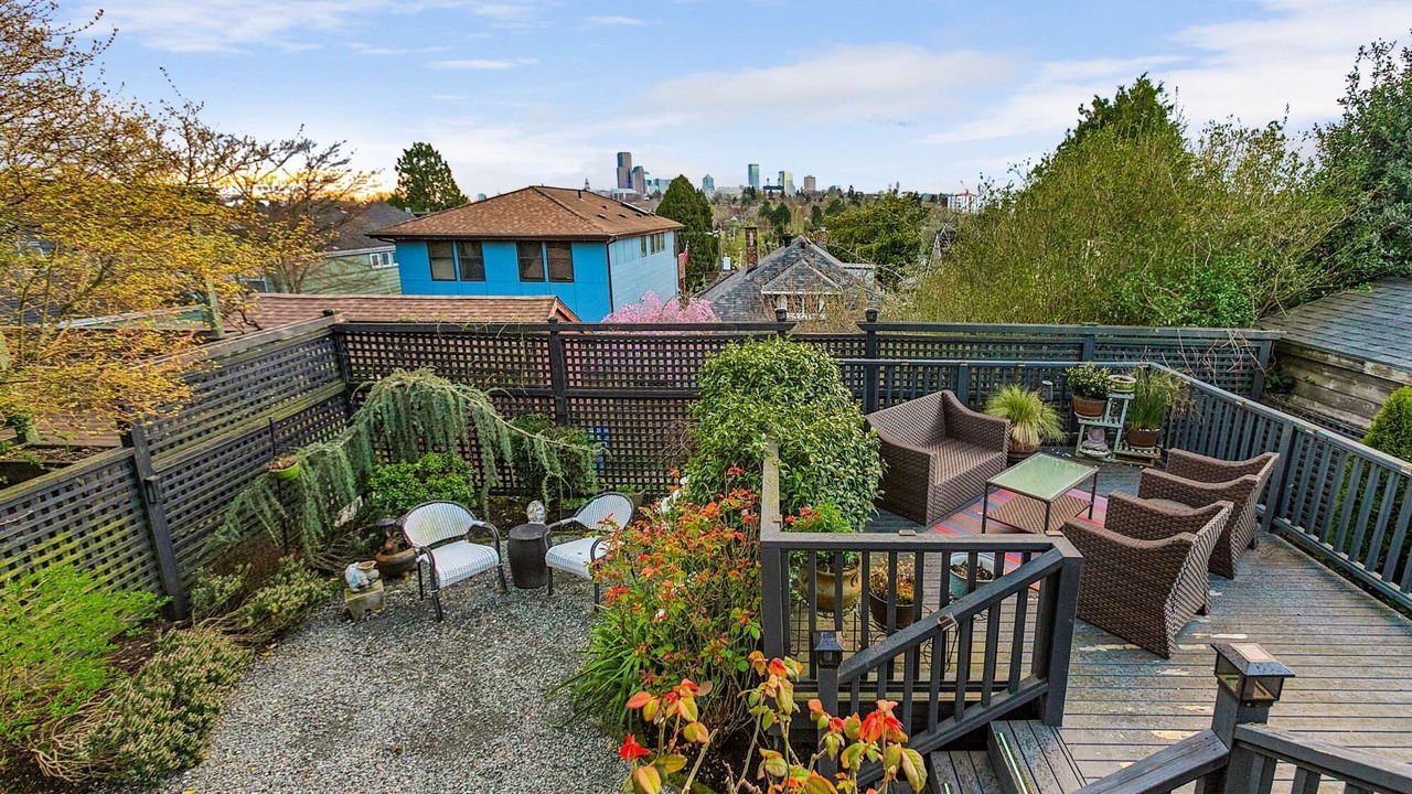 Photo of Outdoor in Madrona