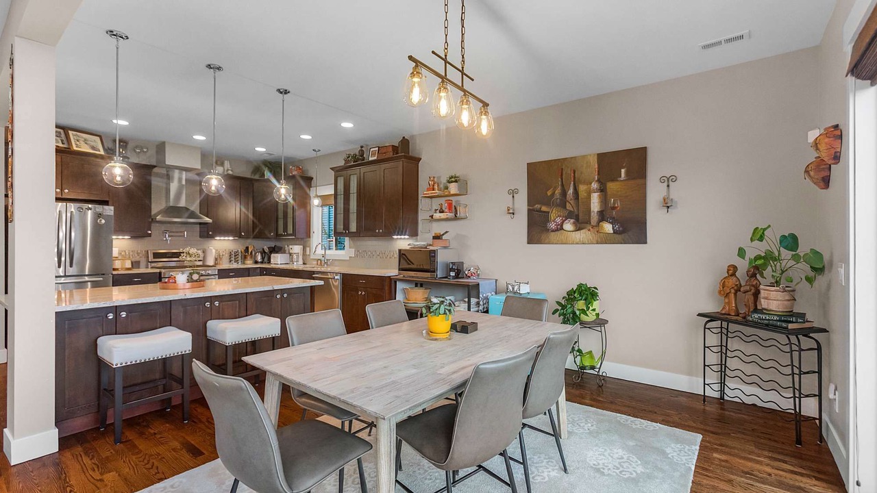 Photo of Others in Madrona