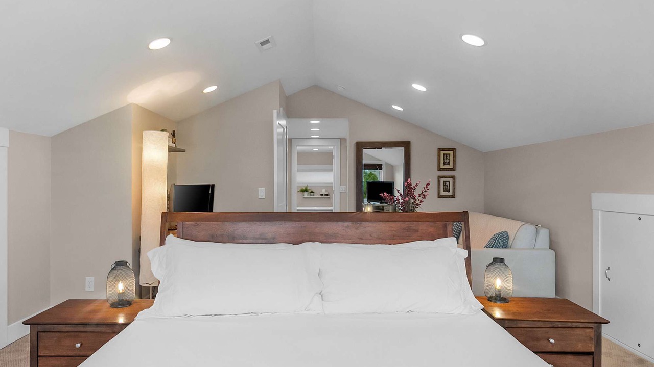 Photo of Bedroom in Madrona