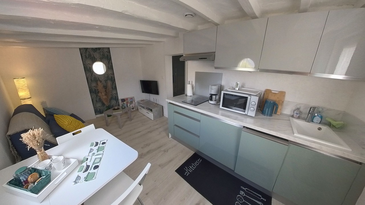 Photo of Kitchen in Savigny-en-Veron